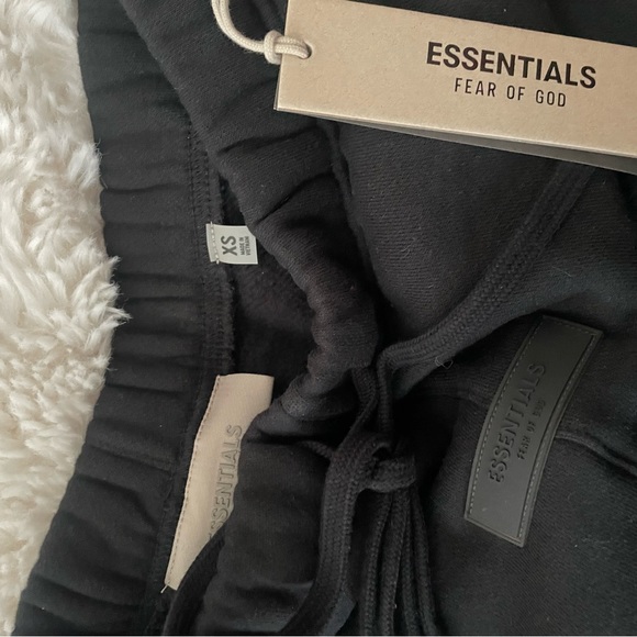 Fear of god essentials black jogger sweatpants size XS - Picture 3 of 4
